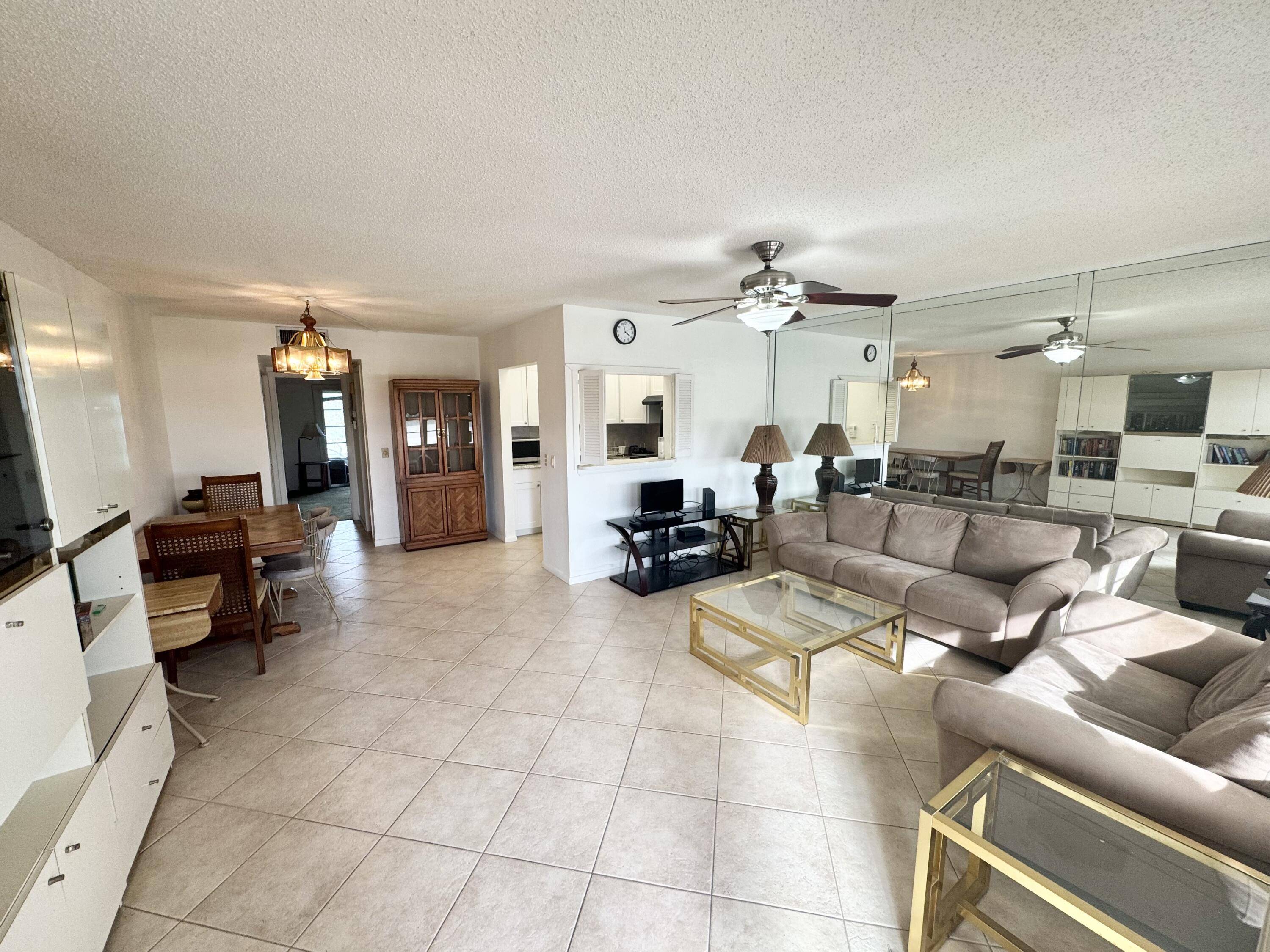 Boca Raton, FL 33434,72 Mansfield B