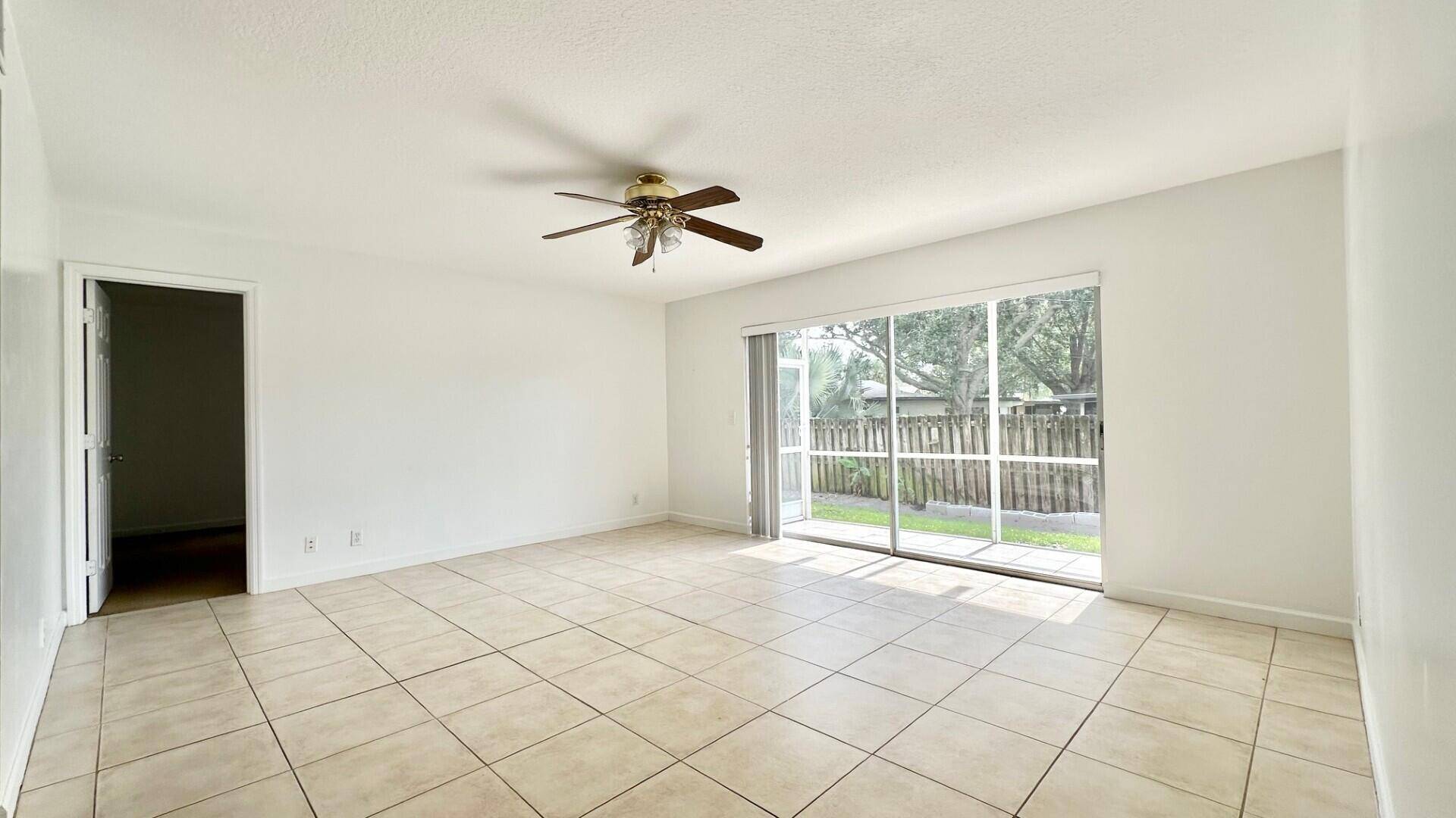 Palm Beach Gardens, FL 33410,10330 N Military TRL 3a