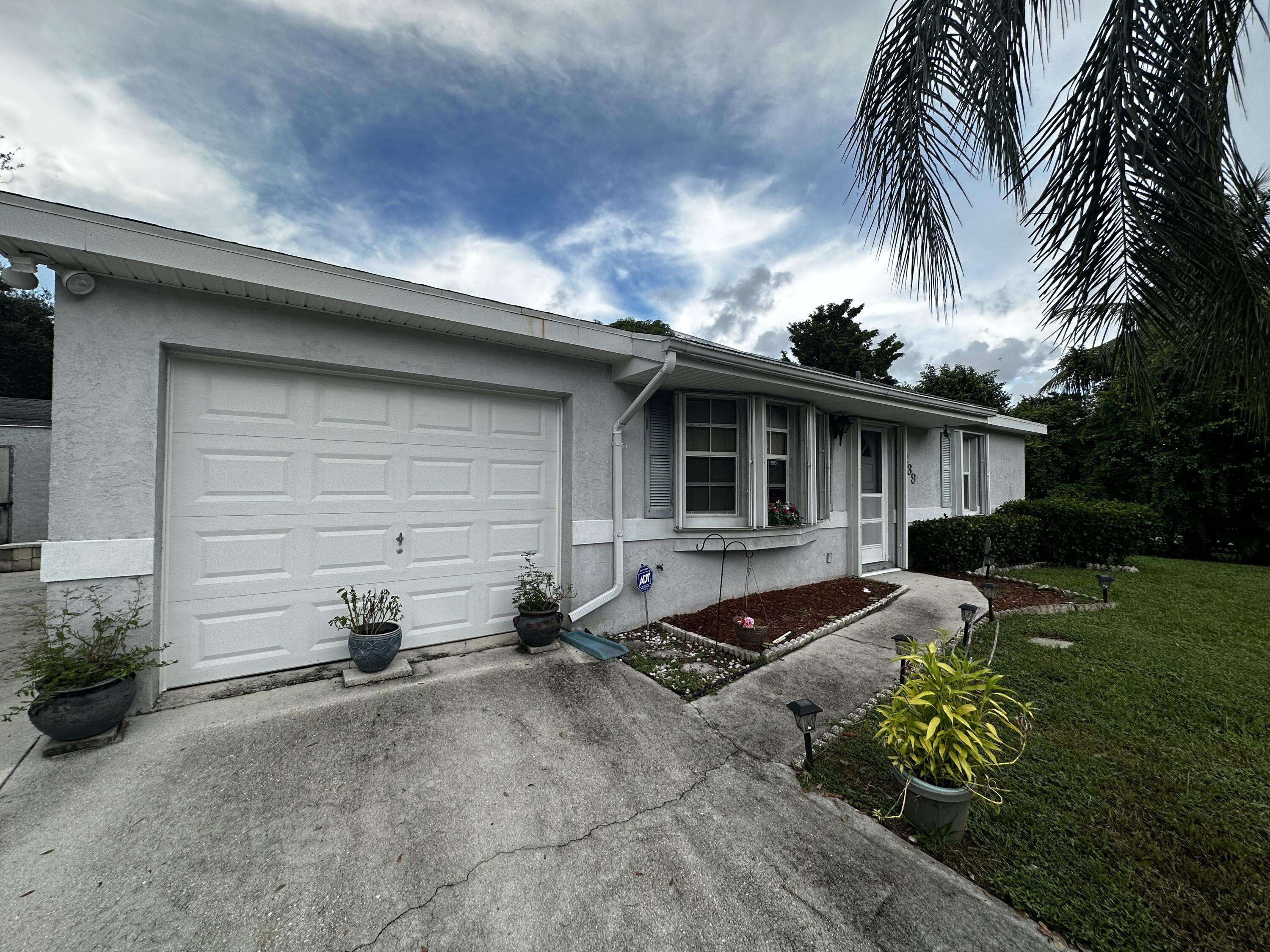 Lake Worth, FL 33467,9239 Bouquet RD