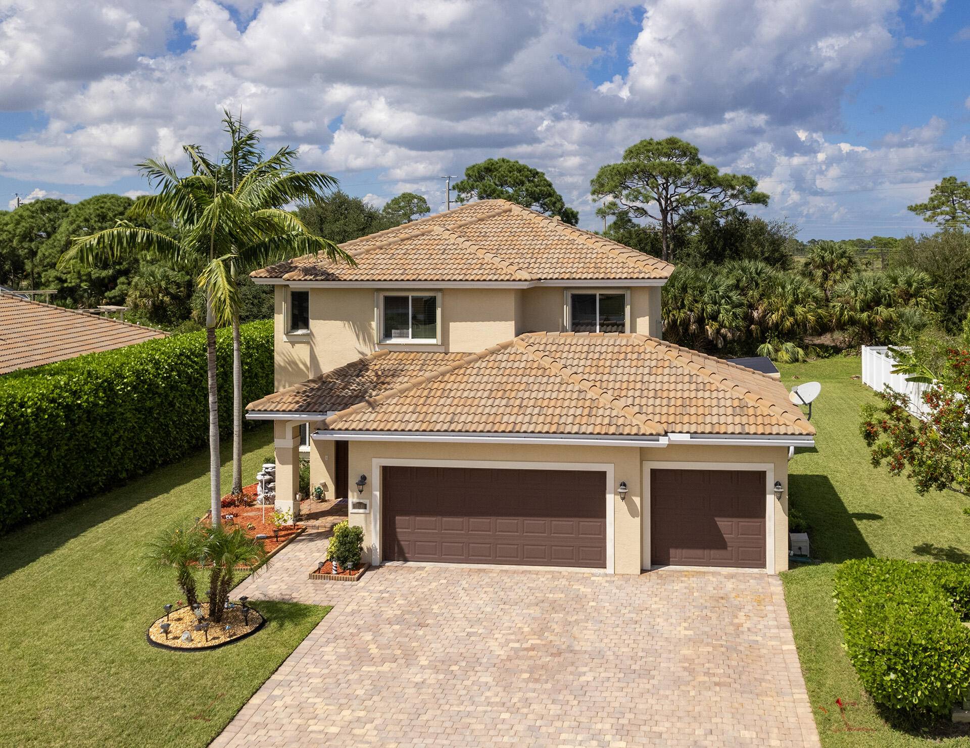 Jensen Beach, FL 34957,339 NE Abaca WAY