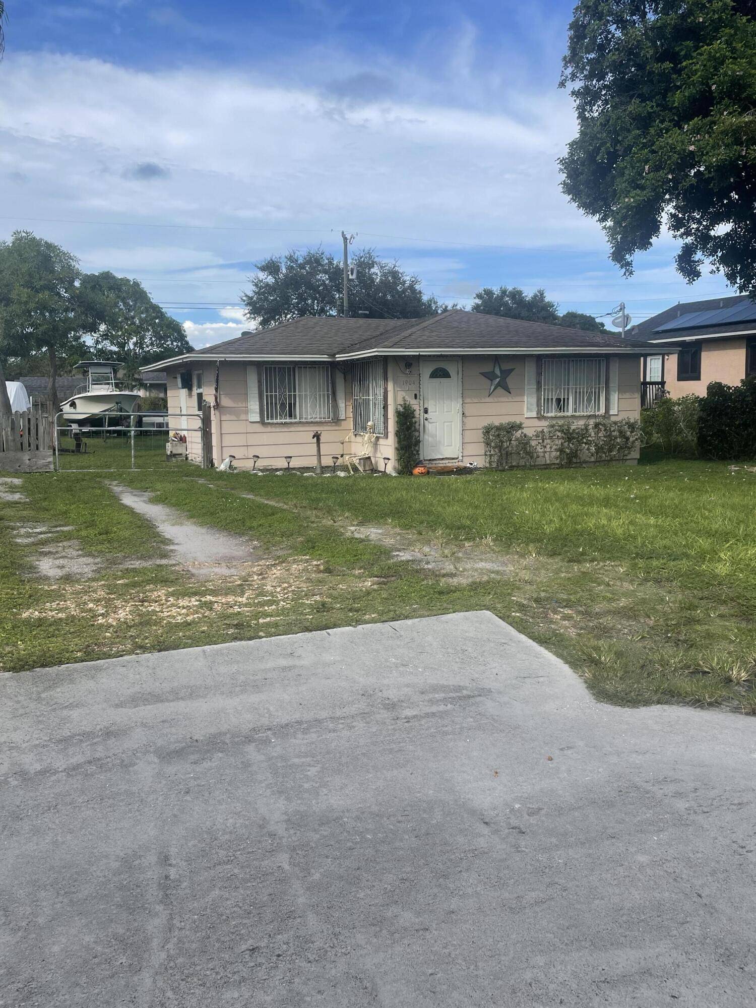 Fort Pierce, FL 34946,1904 Rosarita AVE