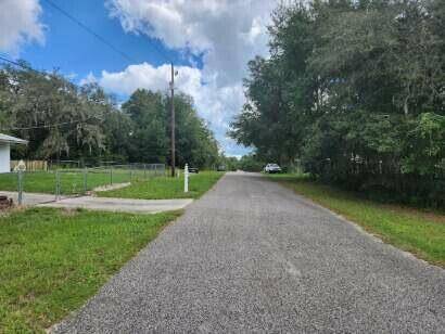 Interlachen, FL 32148,234 1st Way WAY