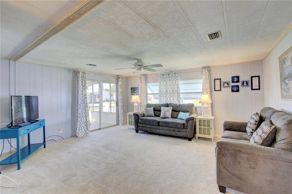 Barefoot Bay, FL 32976,1016 Thrush CIR