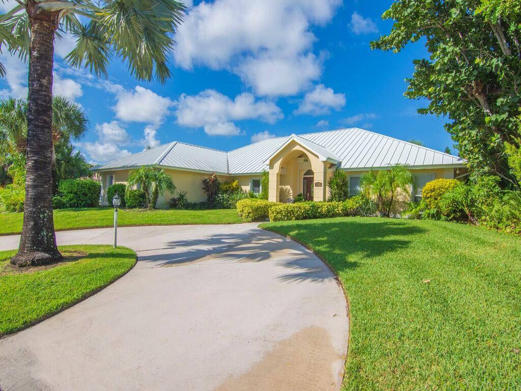 Vero Beach, FL 32963,1345 Spanish Lace LN