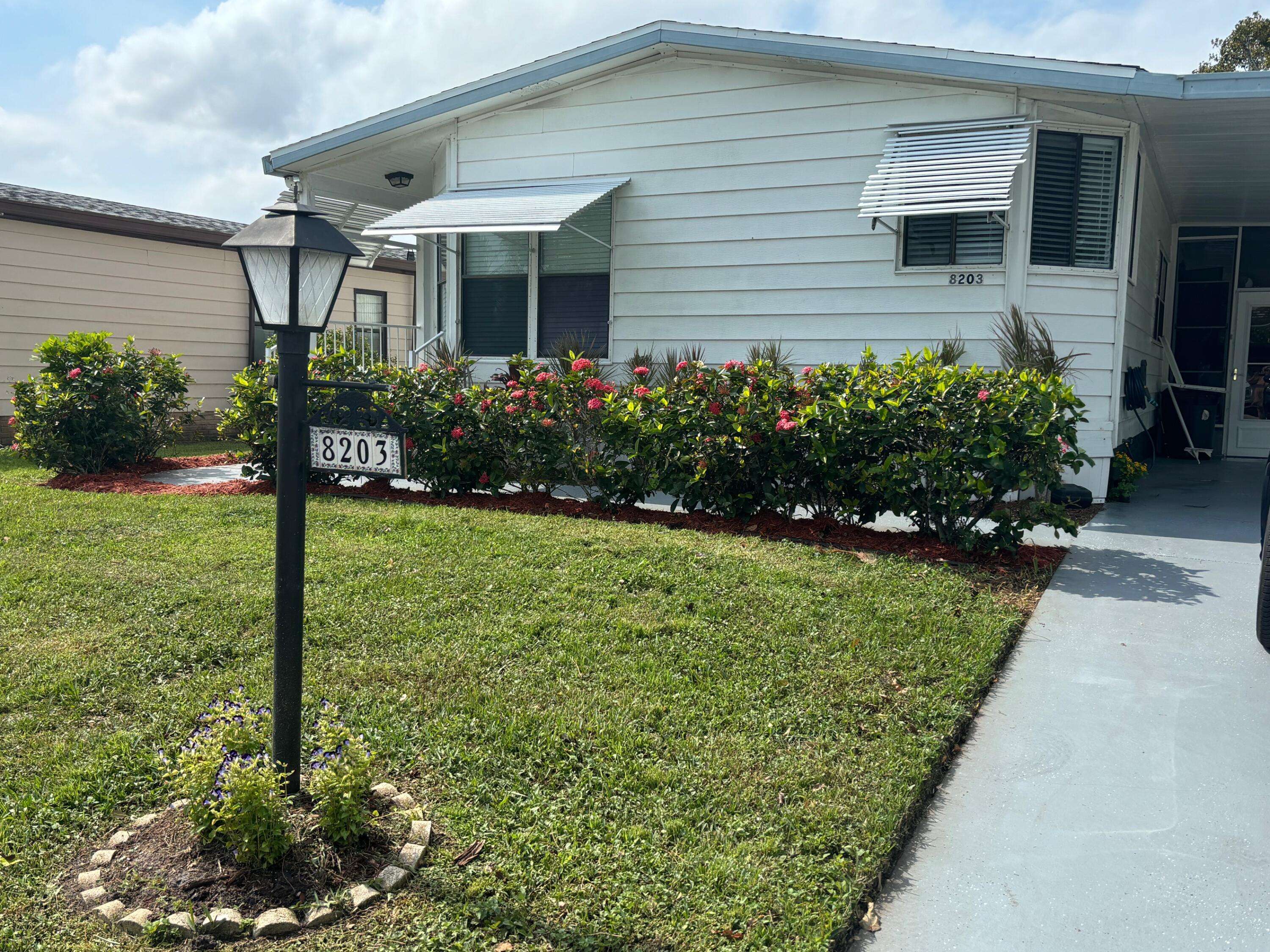 Port Saint Lucie, FL 34952,8203 Cinnamon LN