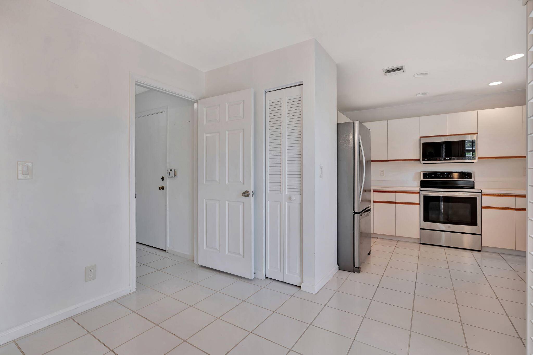 Jupiter, FL 33469,18253 SE Fairview CIR