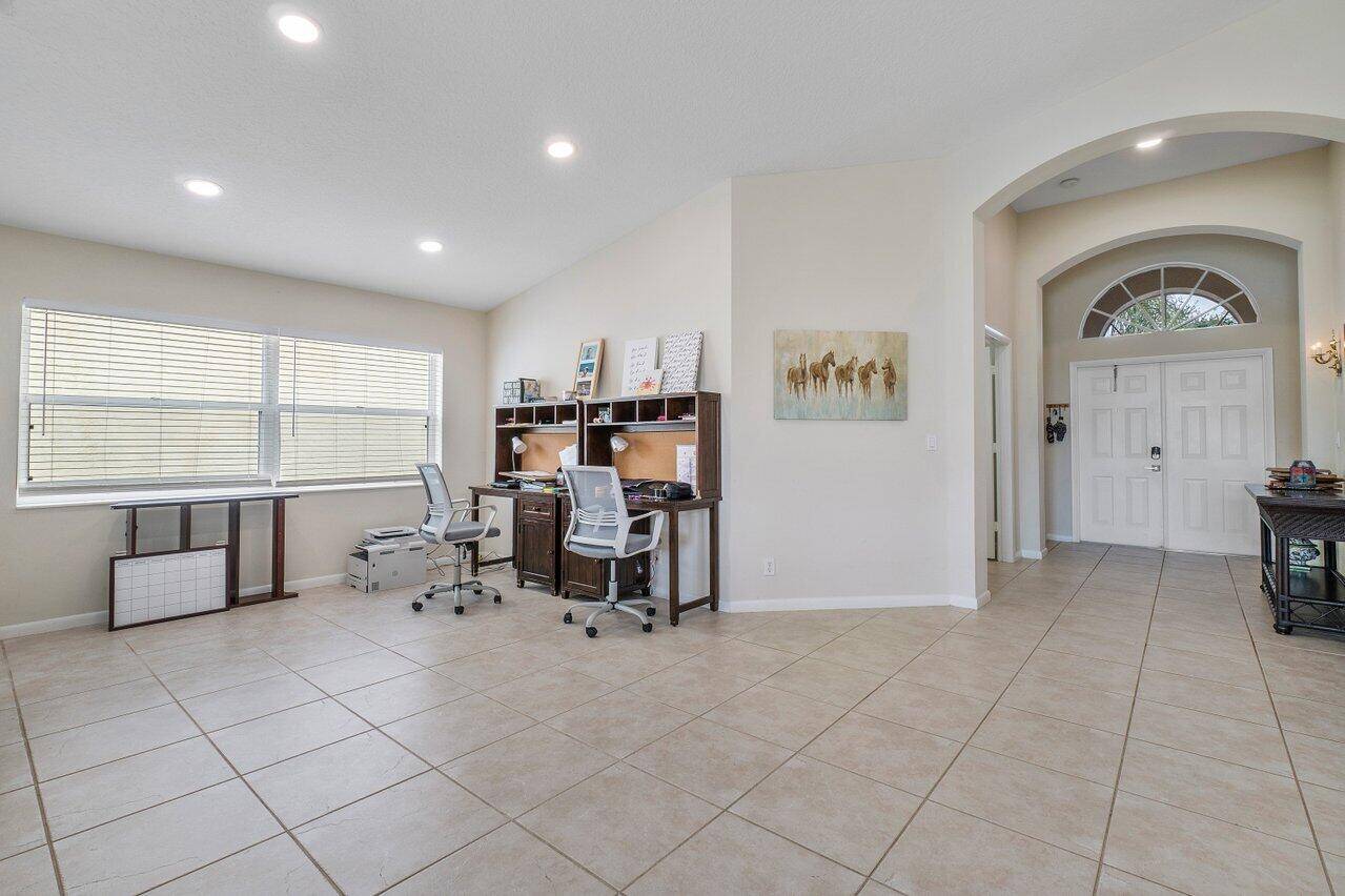 Wellington, FL 33414,2453 Country Golf DR