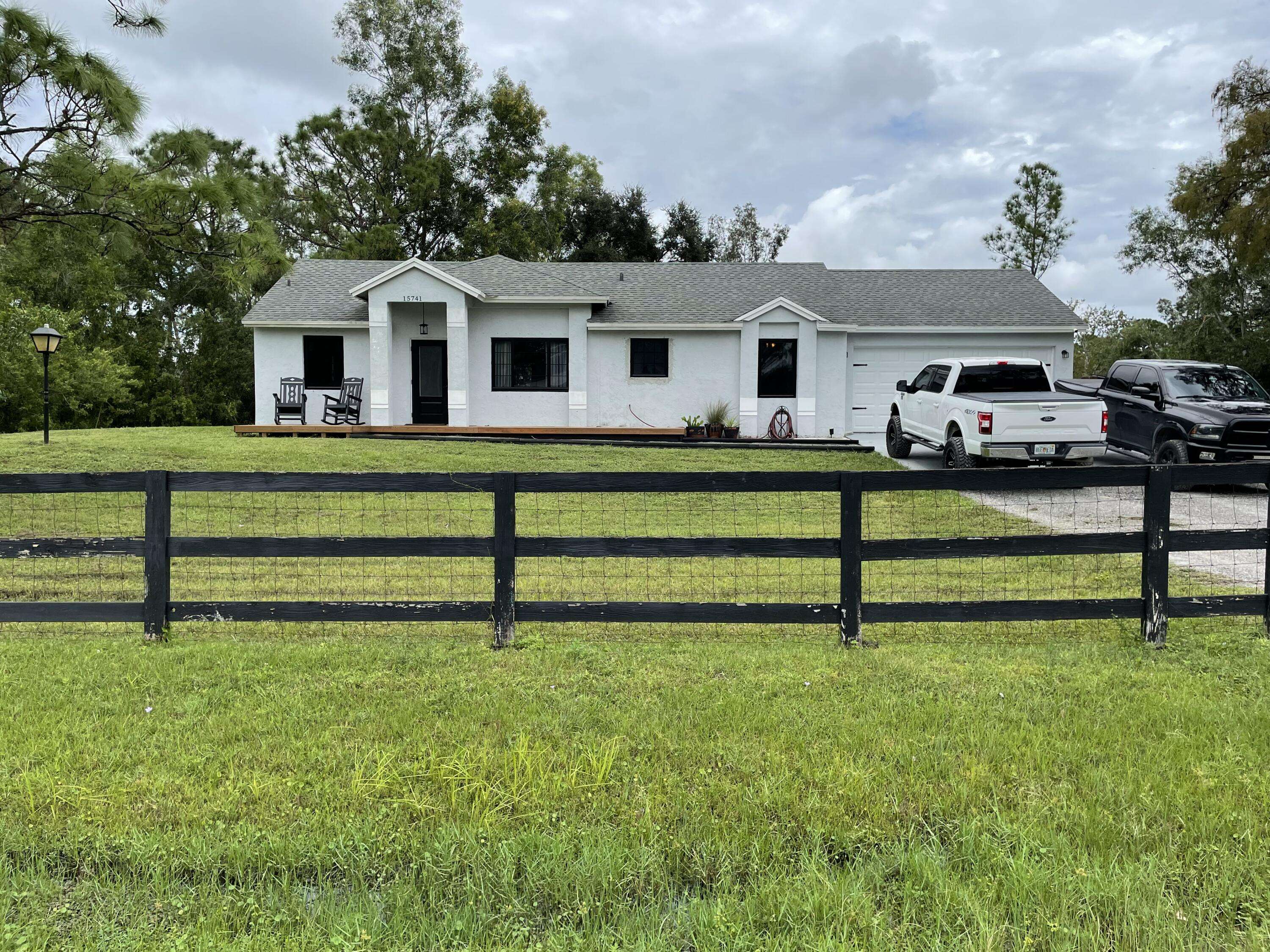 Loxahatchee, FL 33470,15741 N 68th CT