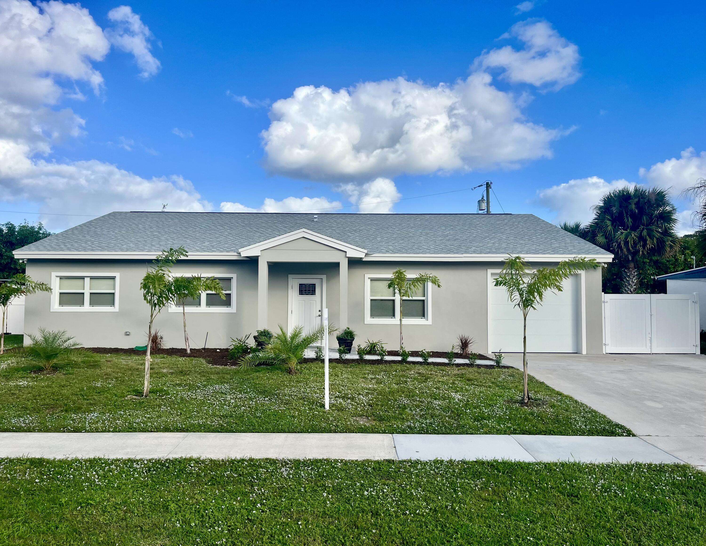 Palm Beach Gardens, FL 33410,9122 Bamboo DR