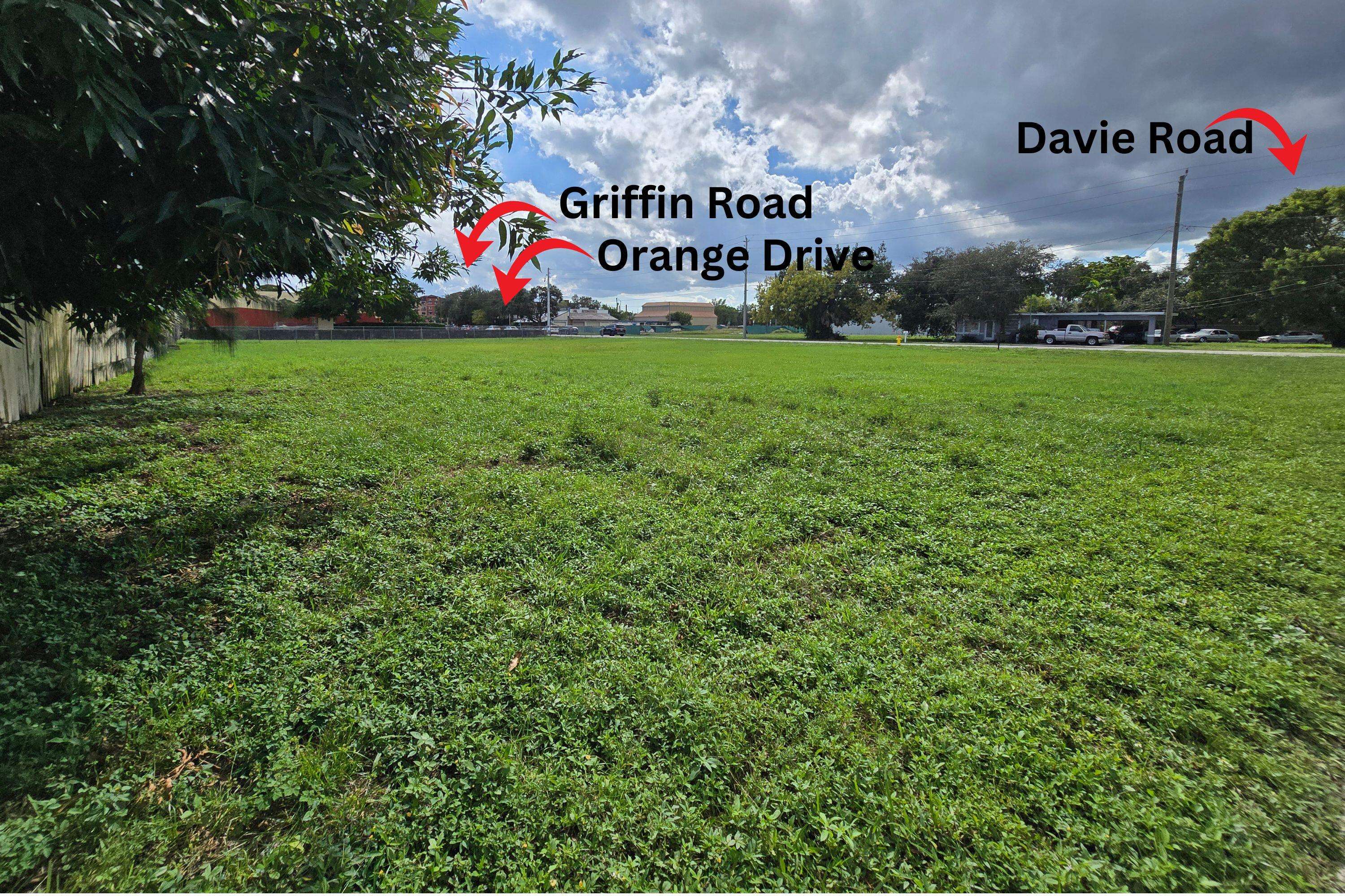 Davie, FL 33314,63 SW Sw AVE