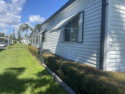 Port Saint Lucie, FL 34952,8 El Segundo