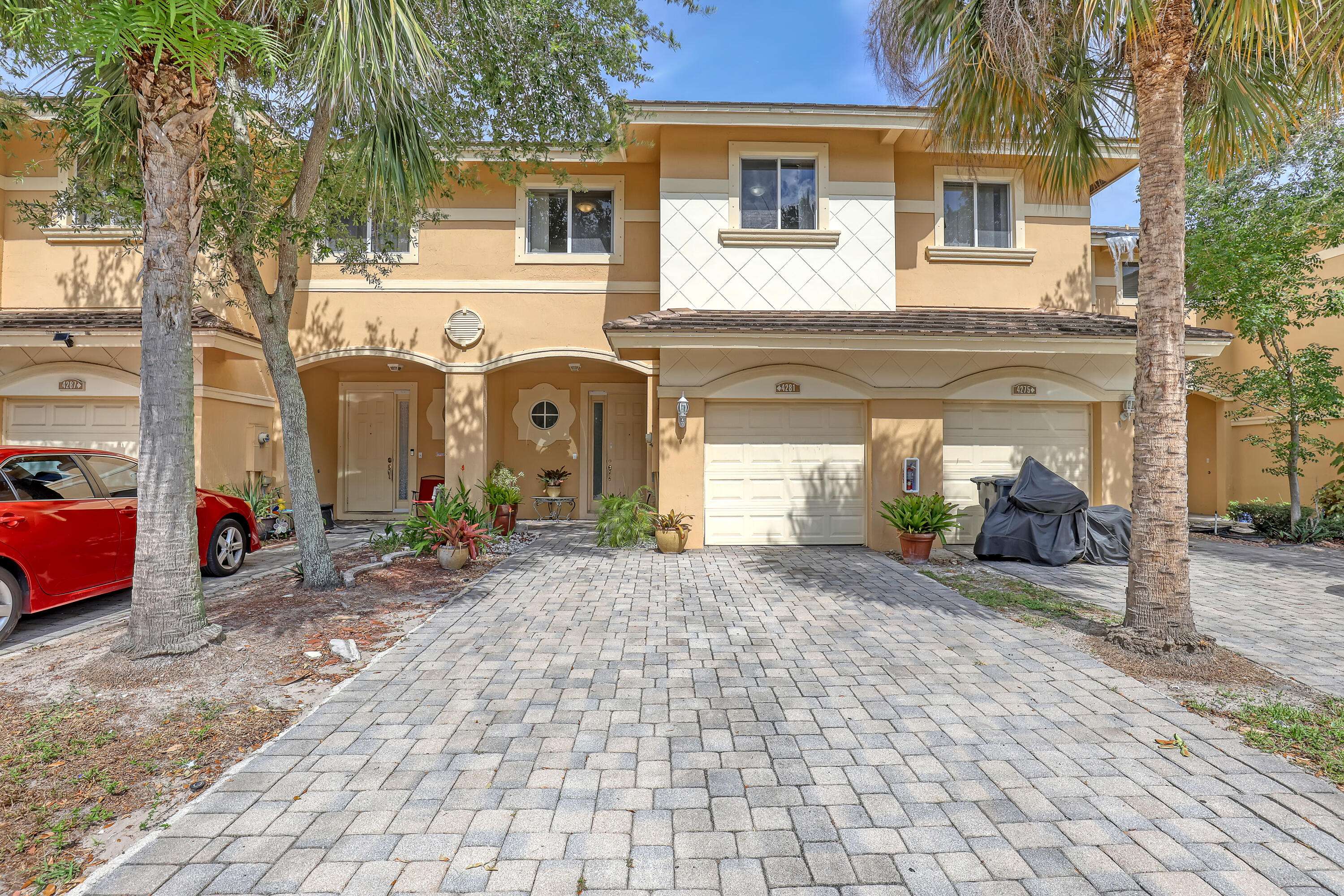 Lake Worth, FL 33461,4281 Coventry Pointe WAY