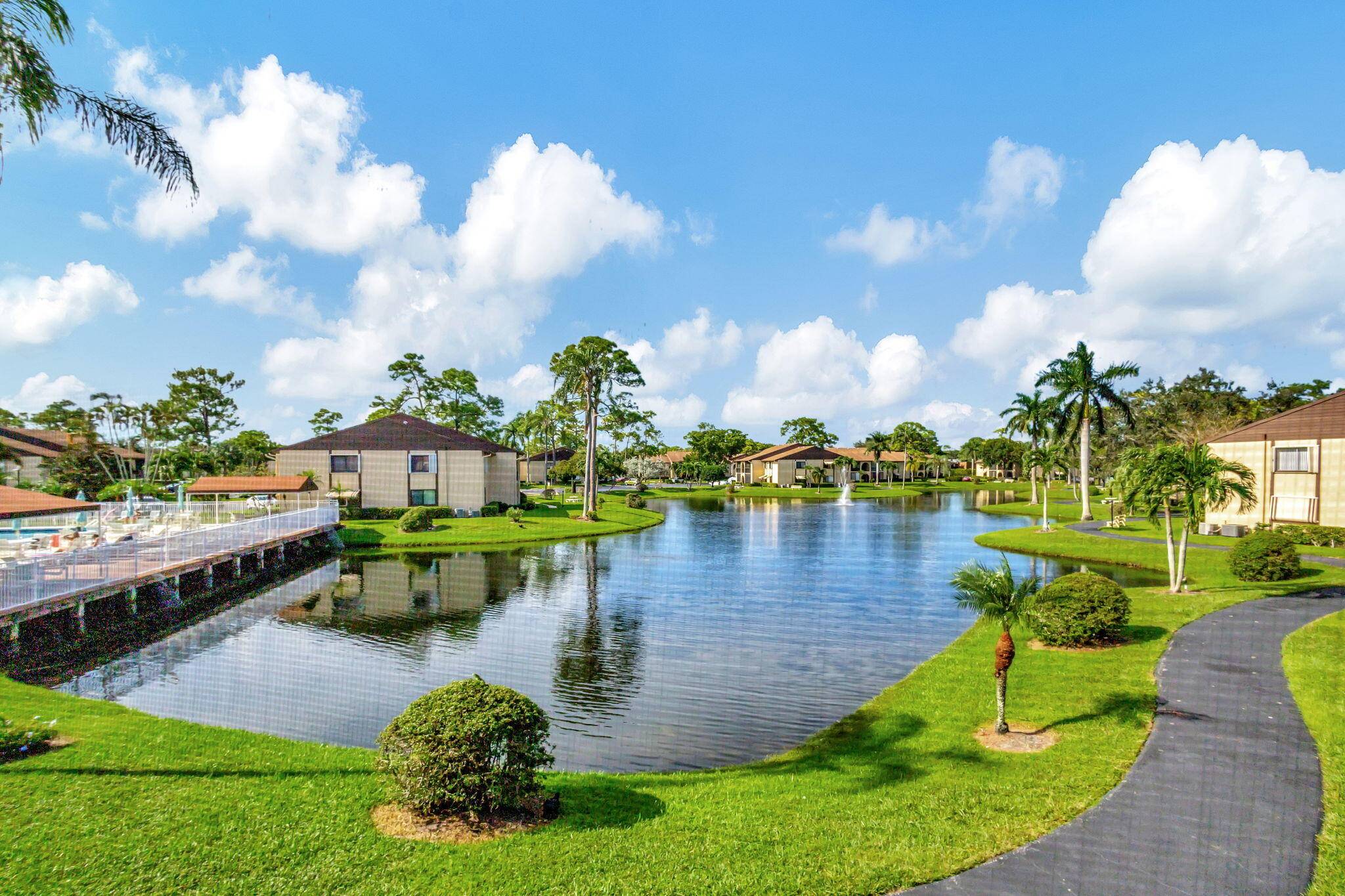 Greenacres, FL 33463,203 Pine Hov CIR B-2