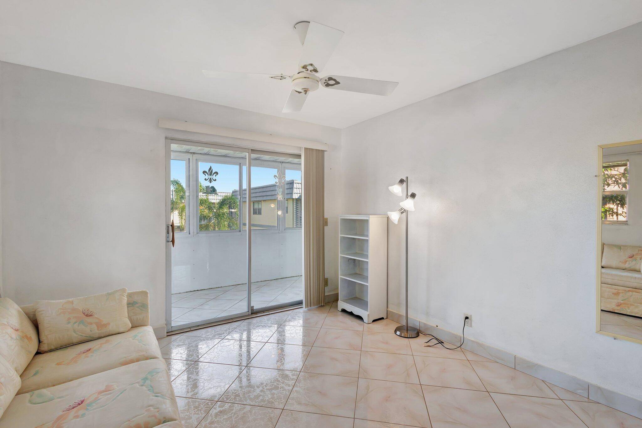 Delray Beach, FL 33446,608 Brittany M M