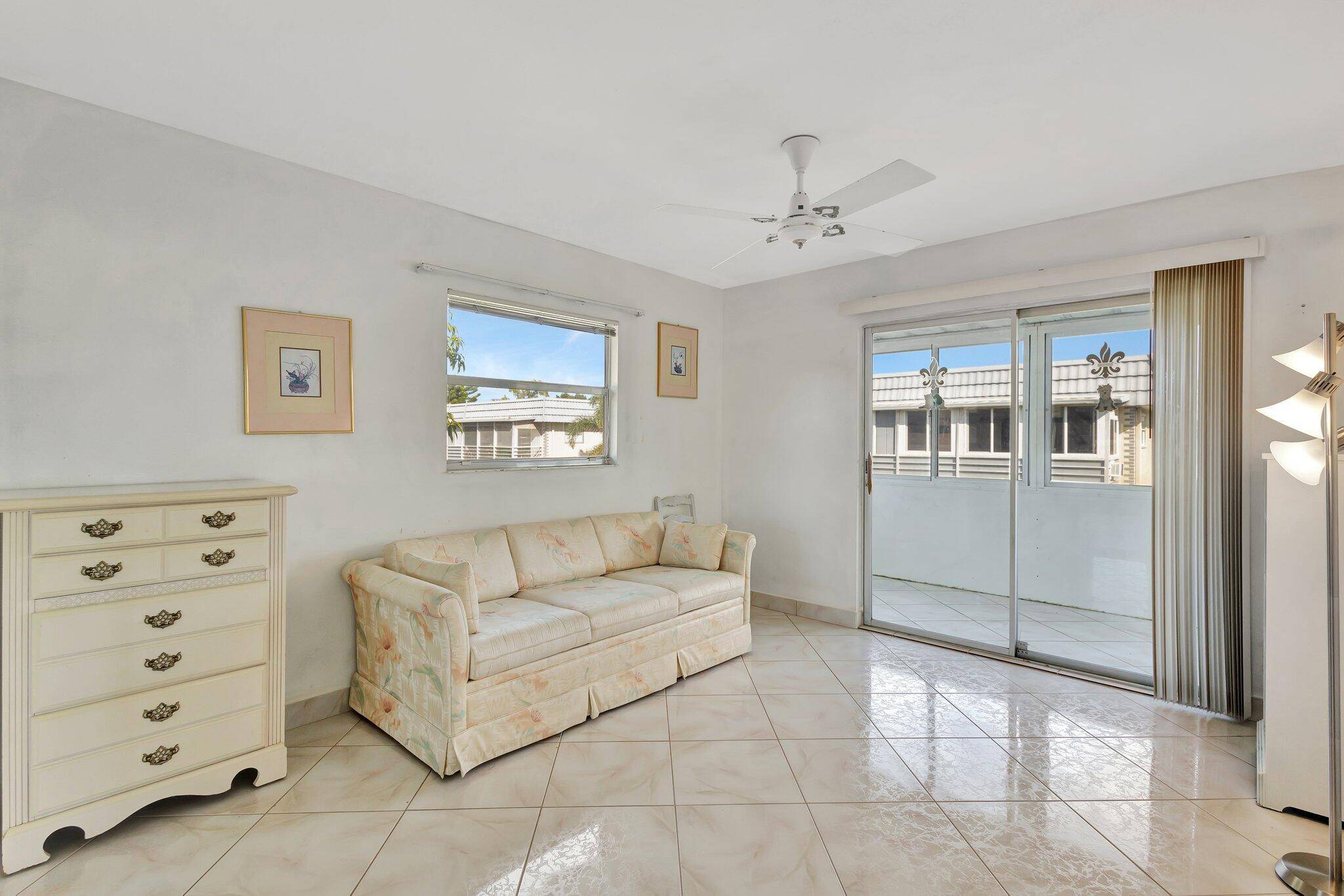 Delray Beach, FL 33446,608 Brittany M M