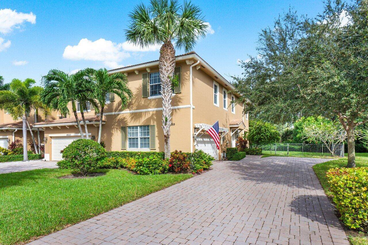 Palm Beach Gardens, FL 33418,4599 Cadiz CIR