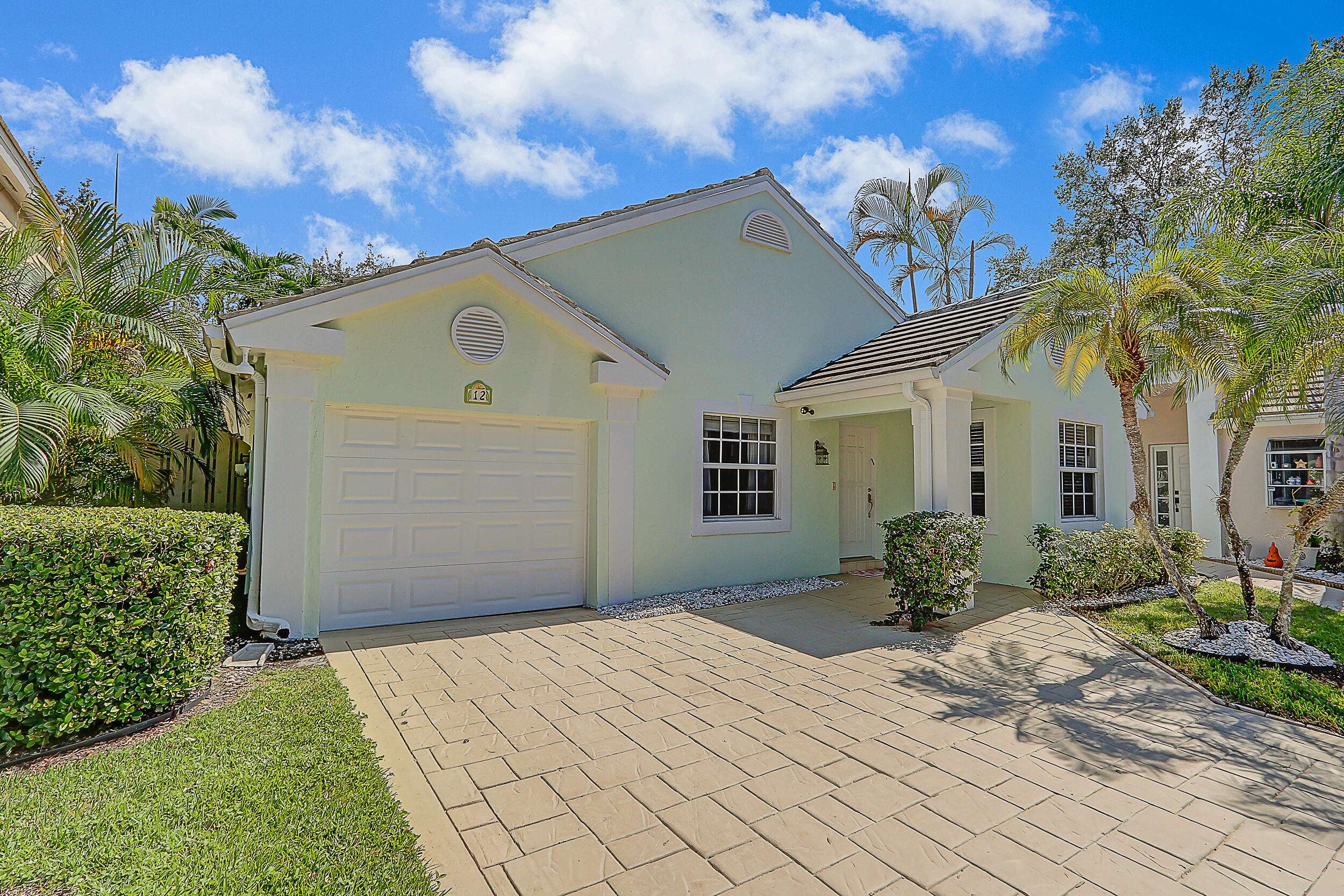 Palm Beach Gardens, FL 33418,12 Admirals CT