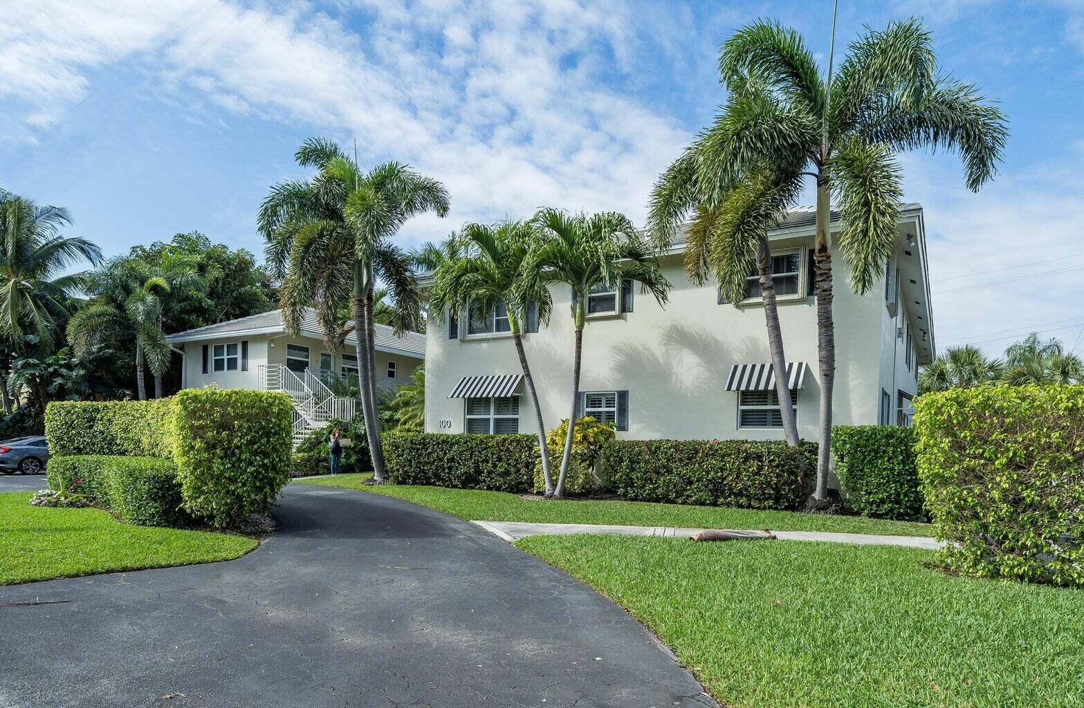 Delray Beach, FL 33483,100 Venetian DR 1