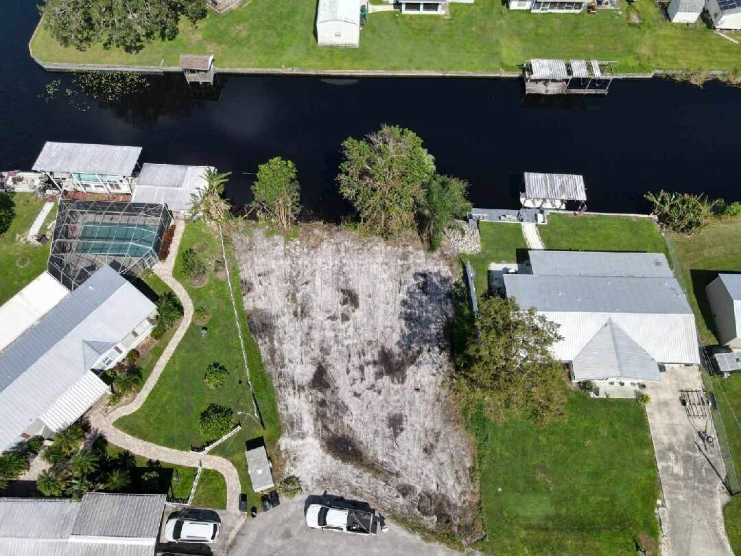 Okeechobee, FL 34974,2815 SE 20th CT