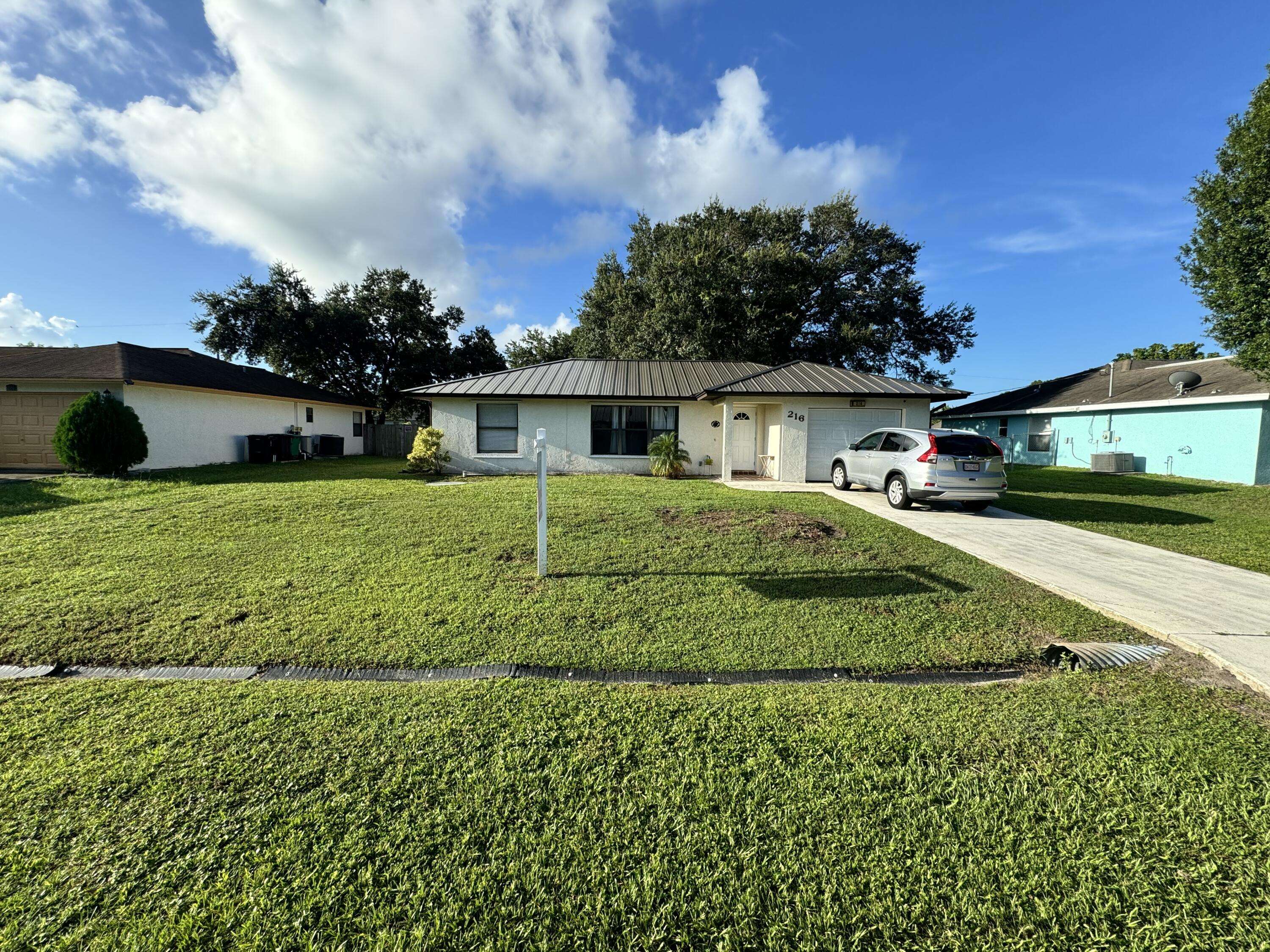 Port Saint Lucie, FL 34983,216 SE Todd AVE