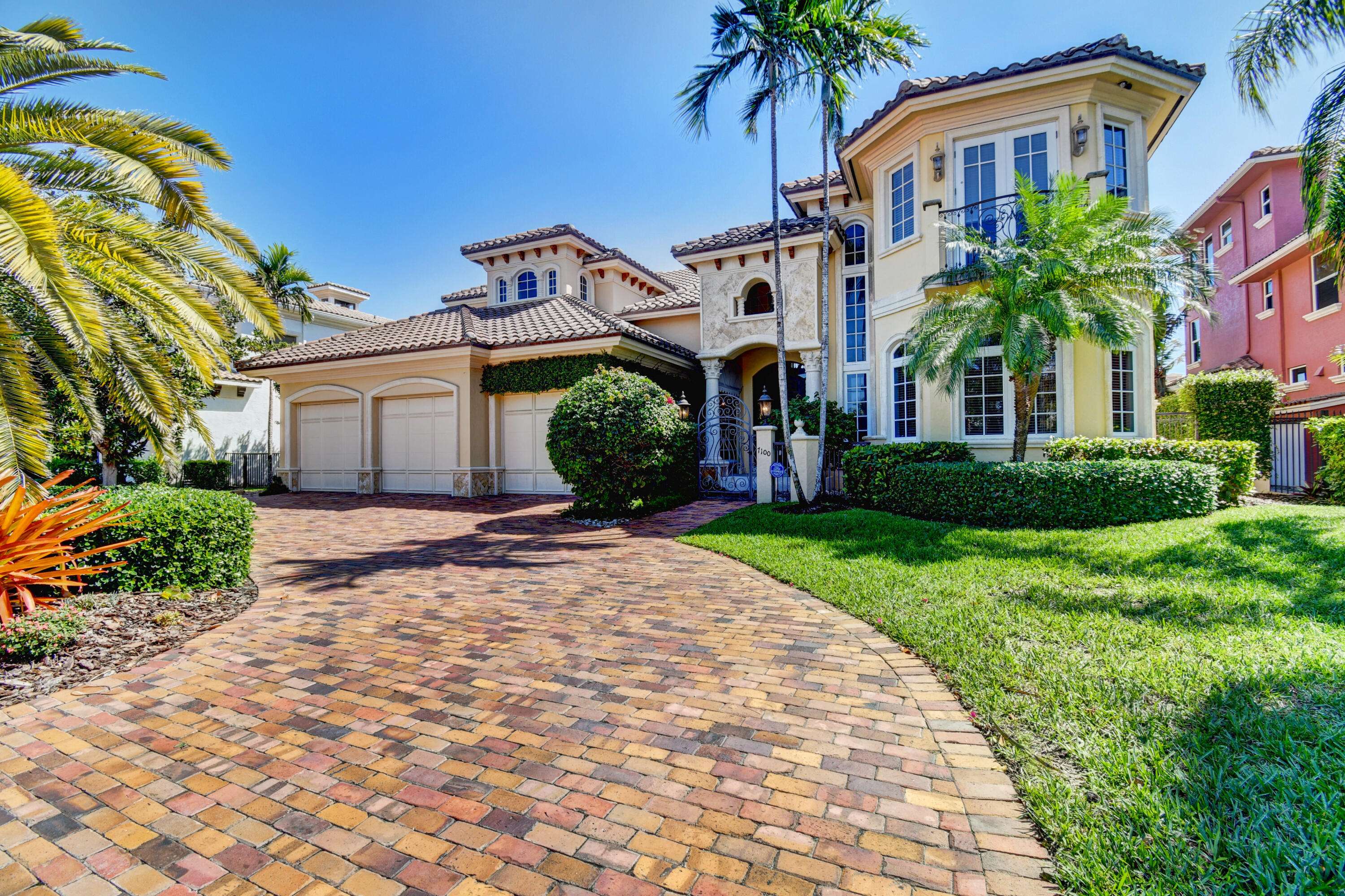 Boca Raton, FL 33487,7100 NE 8th DR