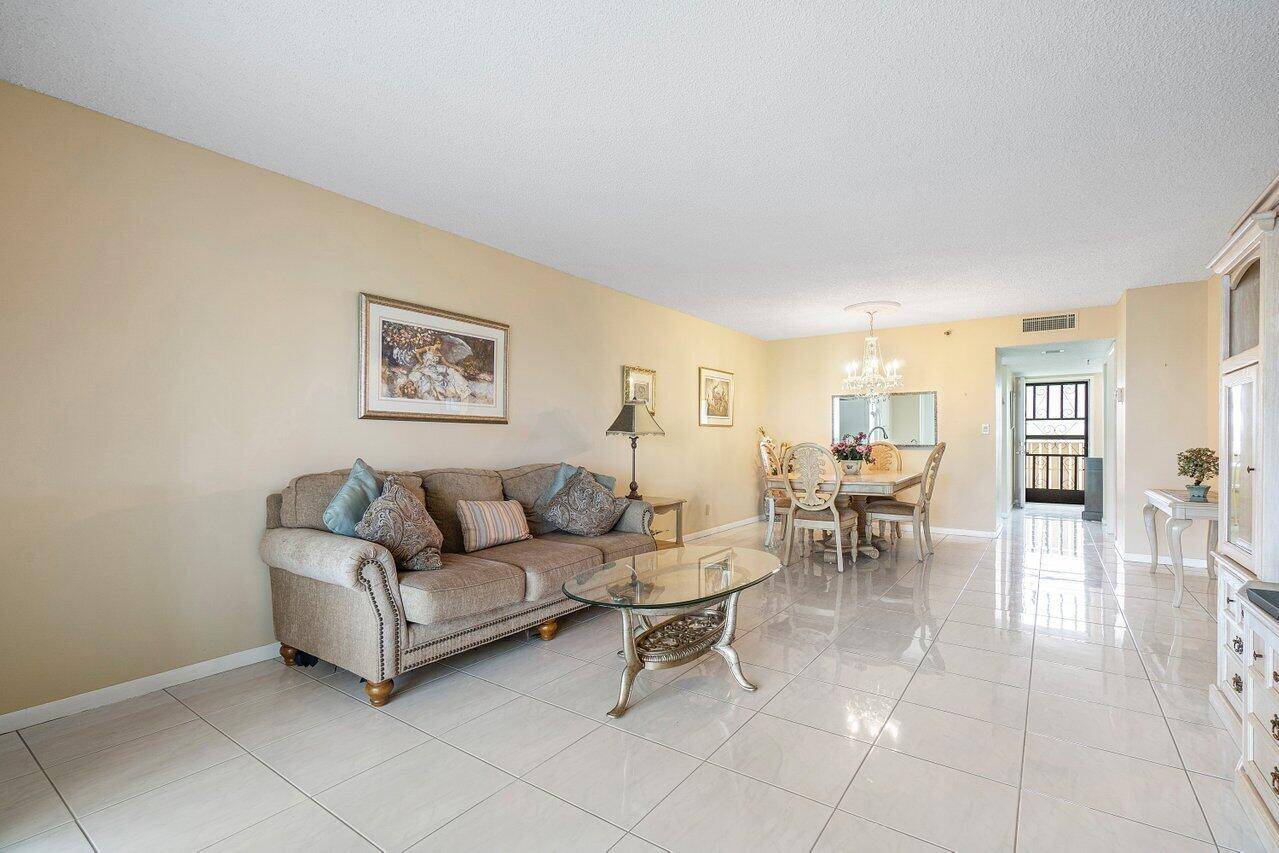 Delray Beach, FL 33446,14426 Amberly LN 705