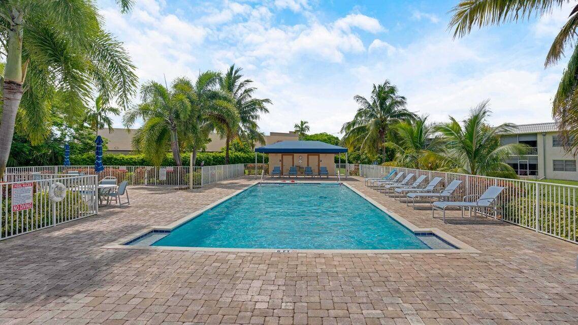Boca Raton, FL 33428,9826 Marina 1015