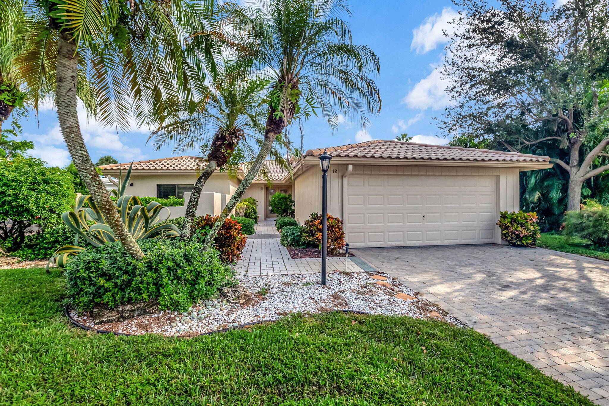 Boynton Beach, FL 33436,12 Woods LN