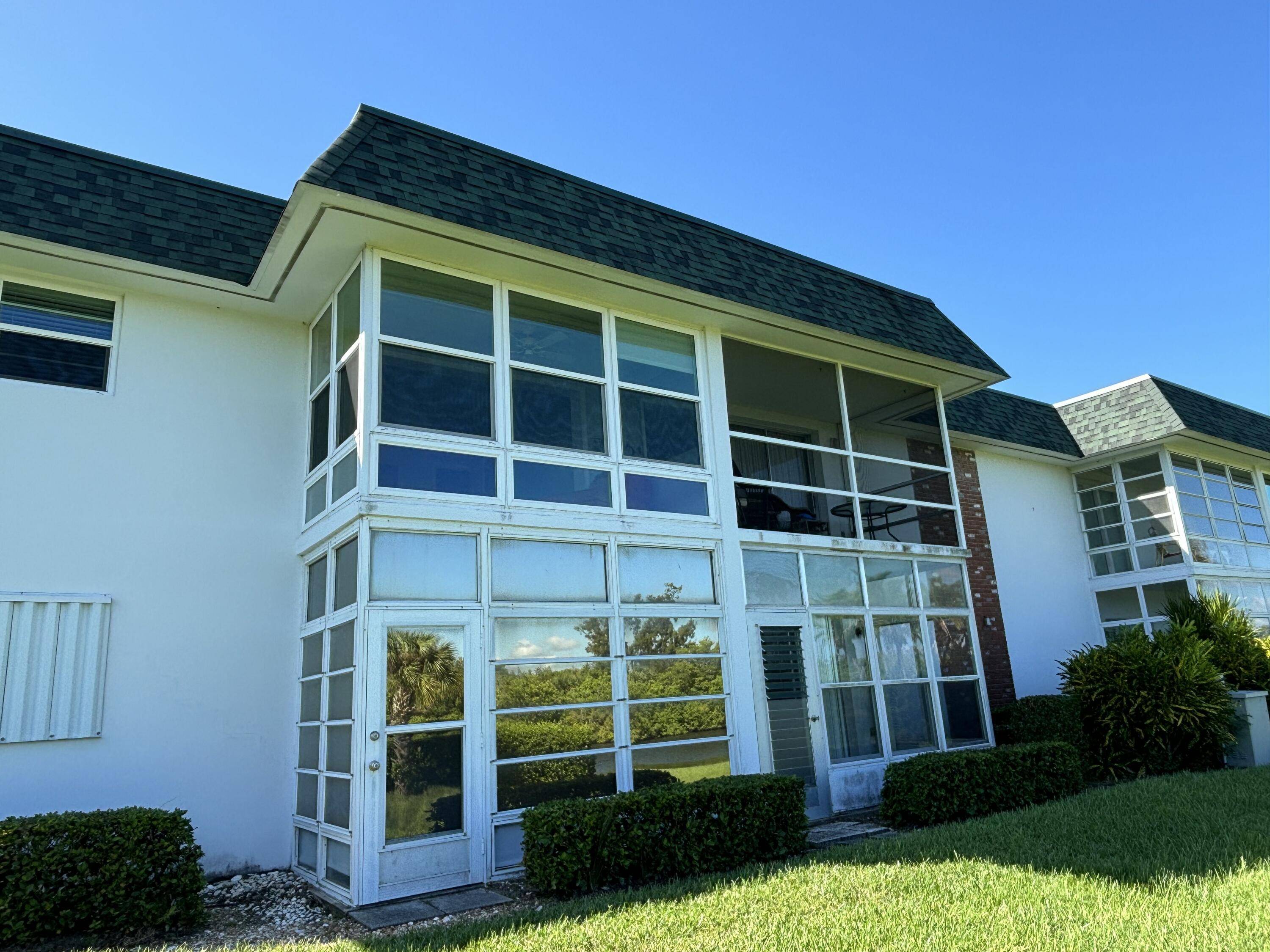 Vero Beach, FL 32960,2800 Indian River BLVD 6