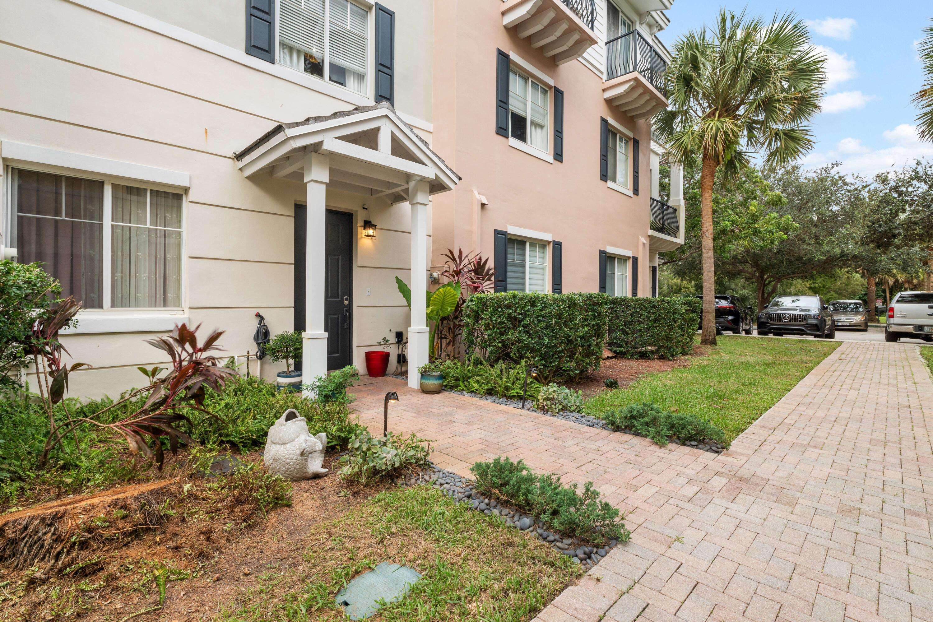 Boca Raton, FL 33431,3643 NW 5th TER