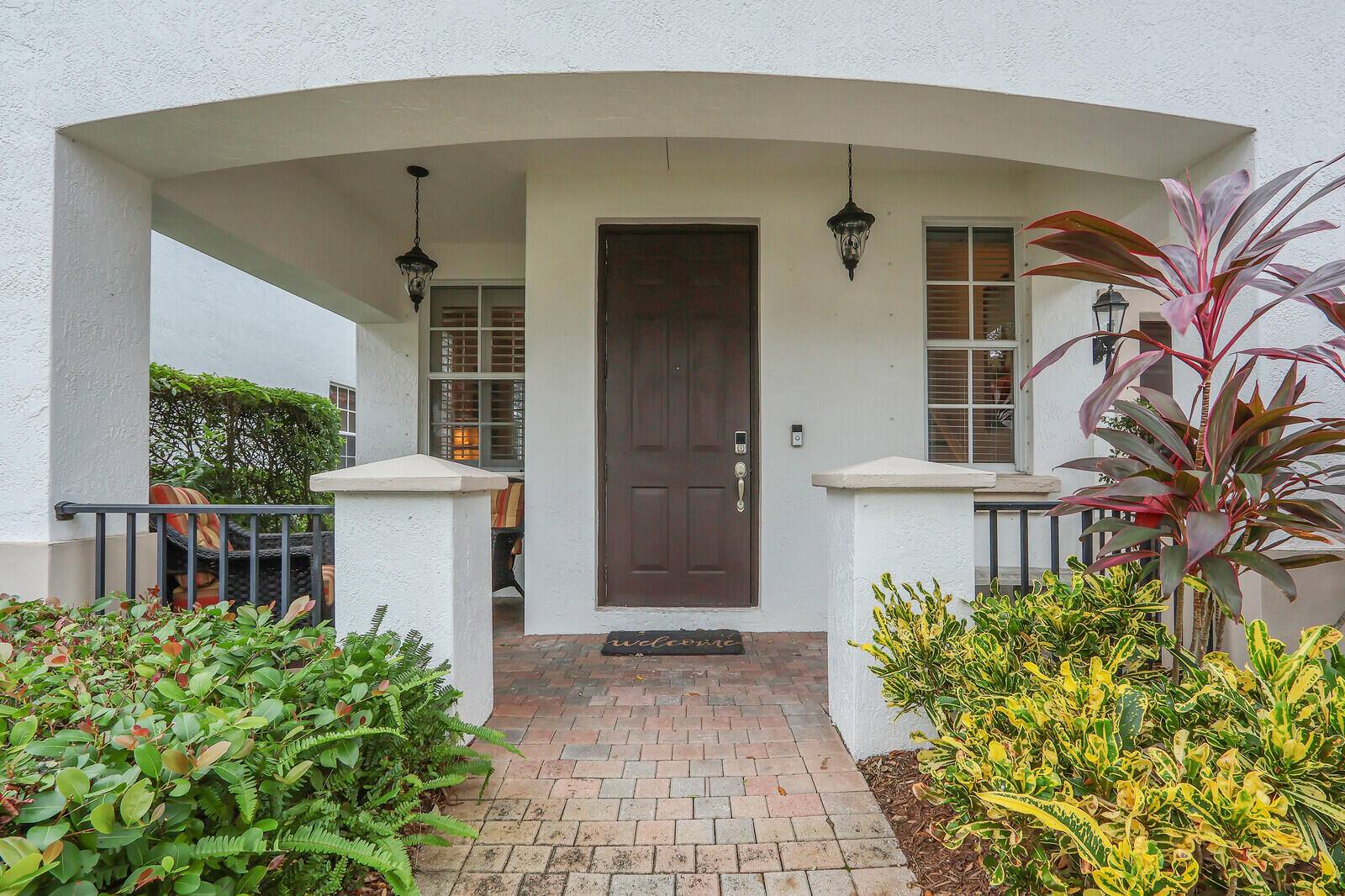 Palm Beach Gardens, FL 33410,380 Columbus ST