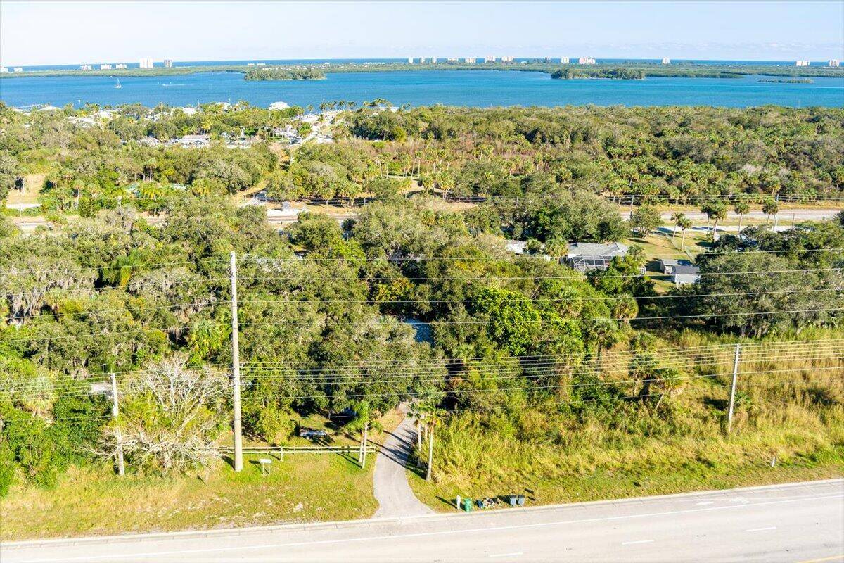 Fort Pierce, FL 34946,4106 N Us Highway 1