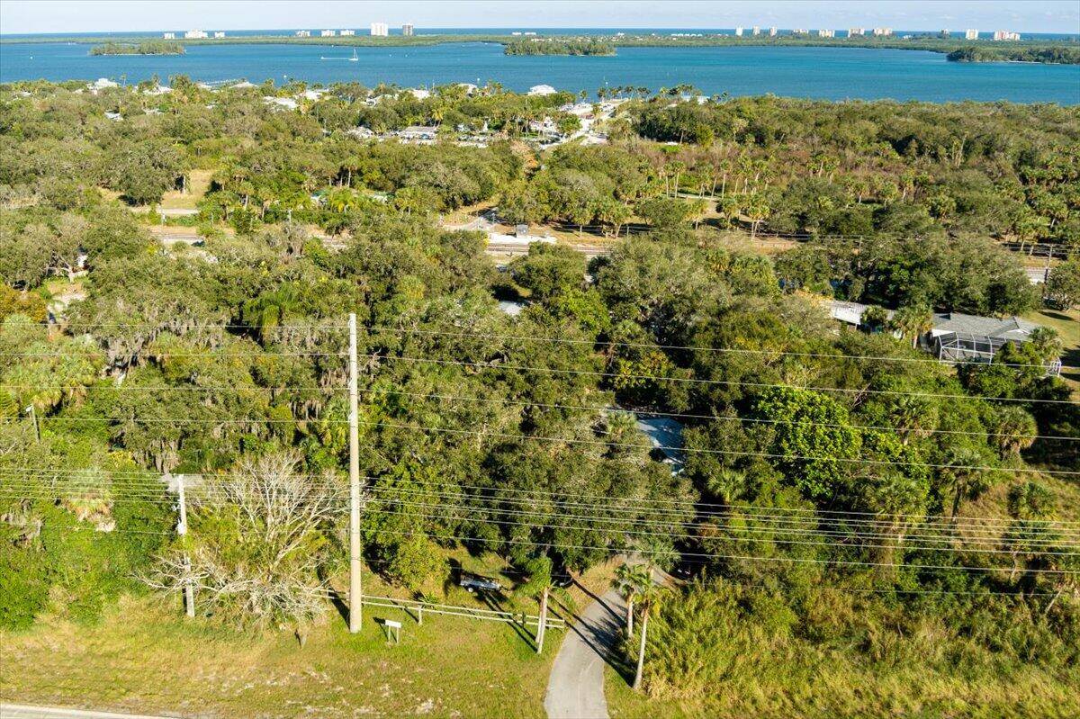 Fort Pierce, FL 34946,4106 N Us Highway 1