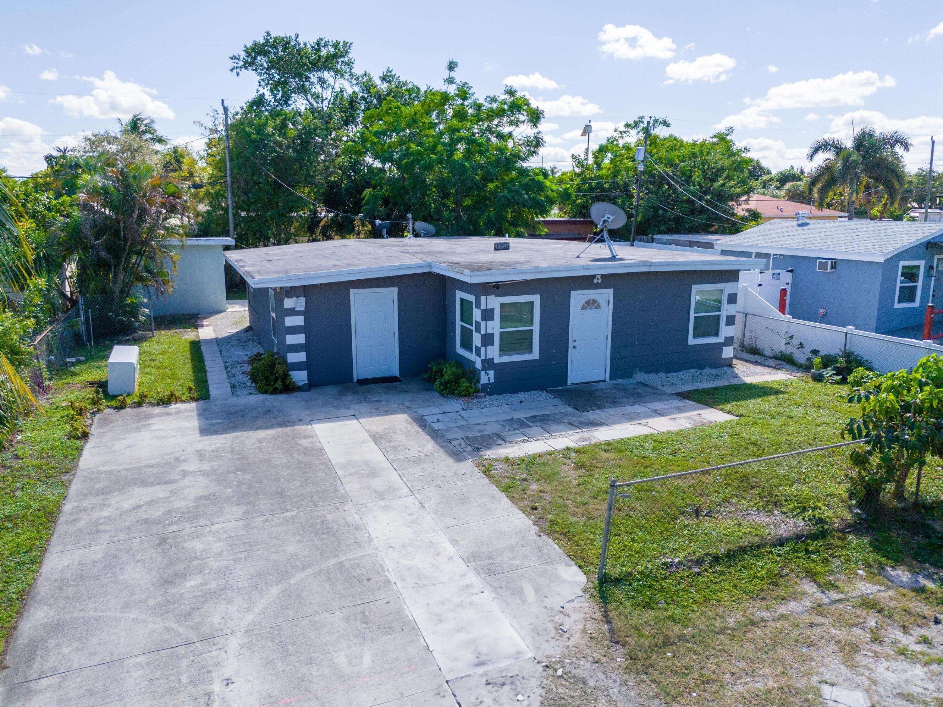 Lake Worth, FL 33462,1064 Highview RD