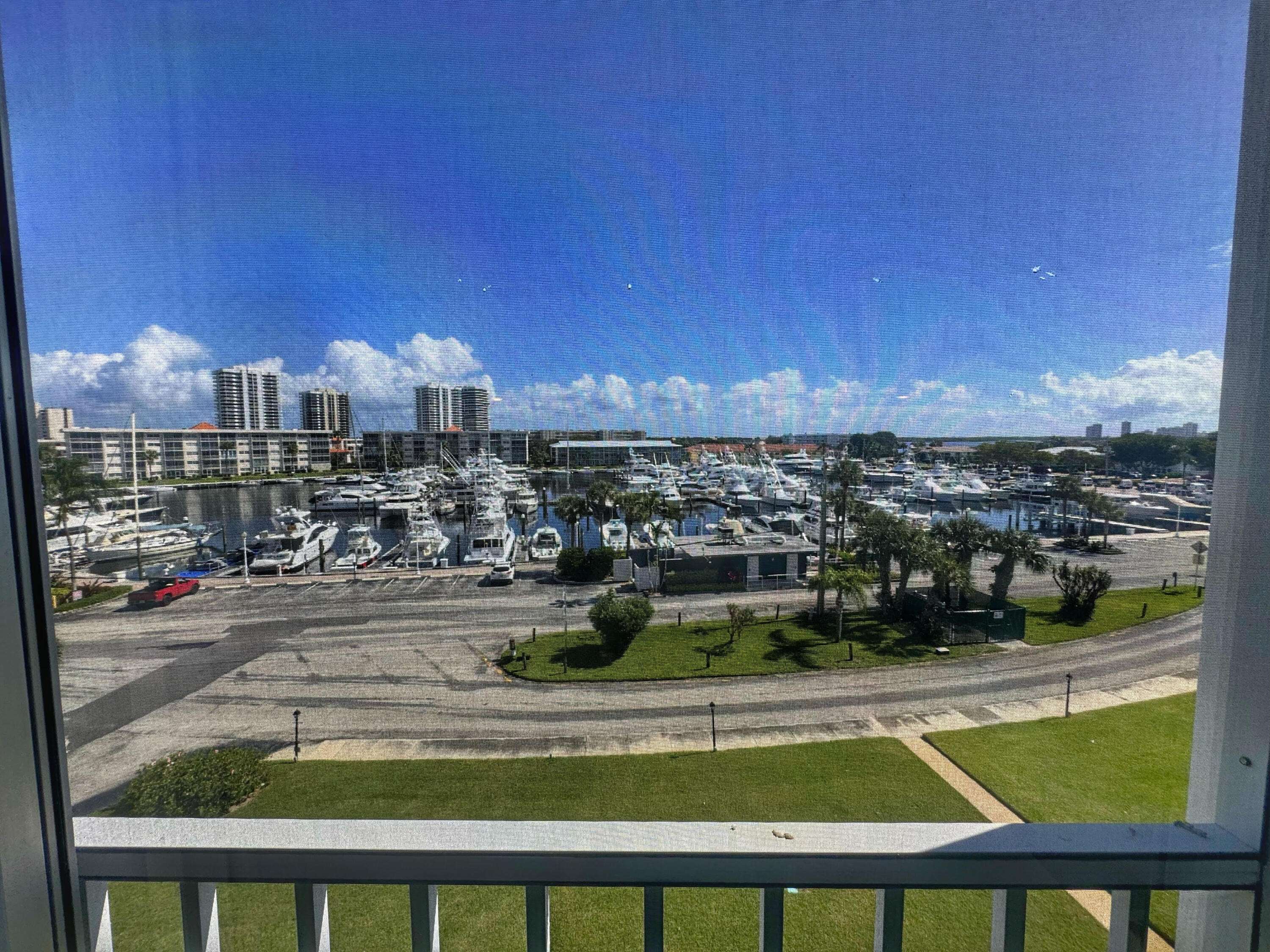 North Palm Beach, FL 33408,907 Marina Drive 409