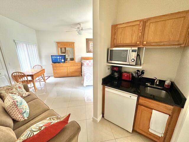 Port Saint Lucie, FL 34986,9103 Sandshot WAY B