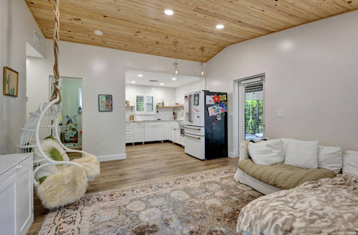 West Palm Beach, FL 33401,1310 Worthington ST