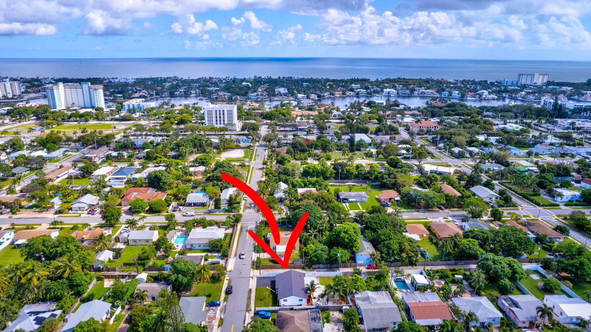 Delray Beach, FL 33483,204 SE 8th ST