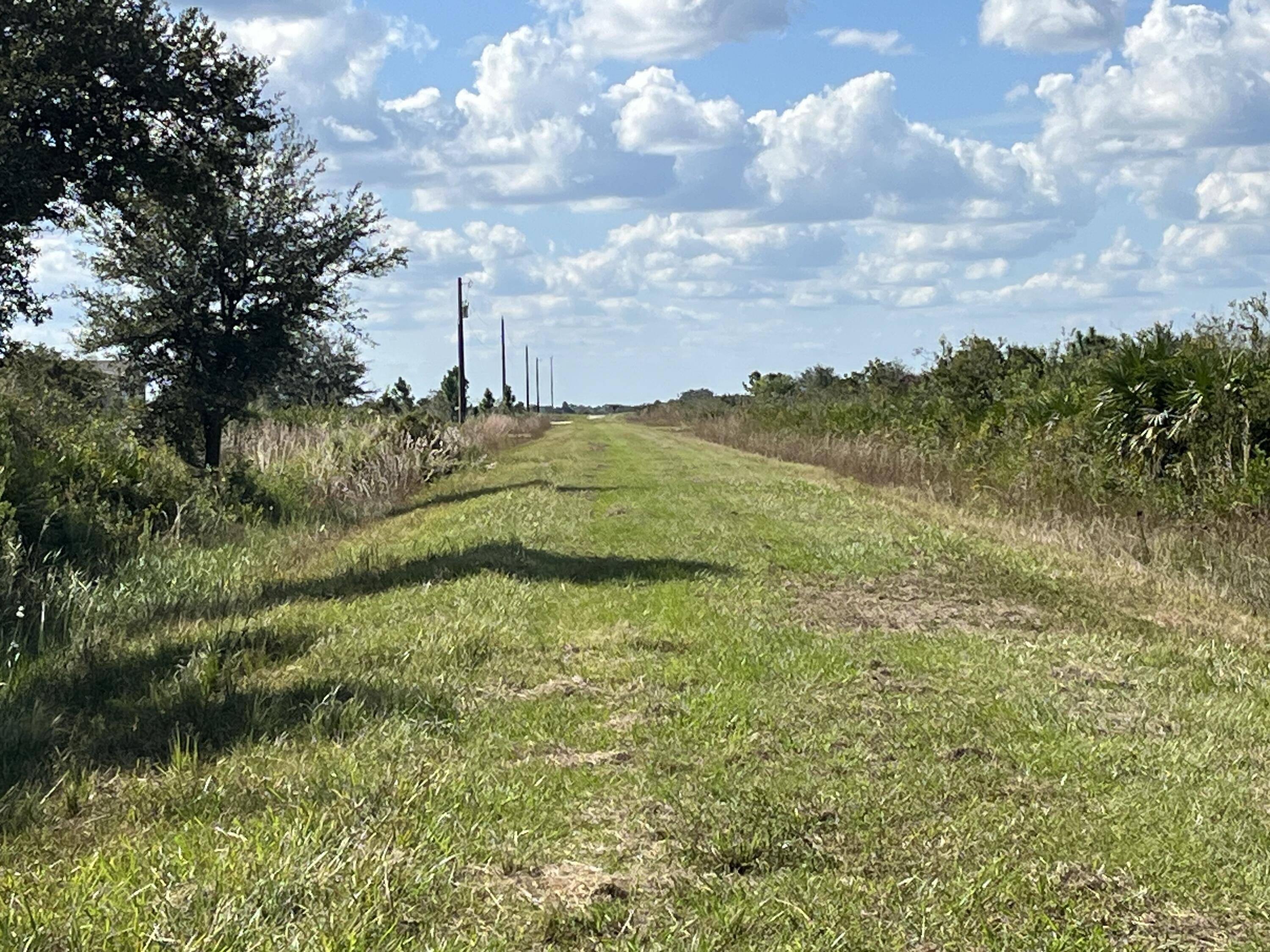 Okeechobee, FL 34972,21820 NW 278th ST