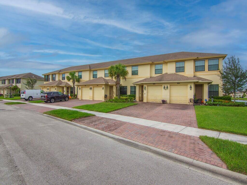 Vero Beach, FL 32966,9892 E Villa CIR