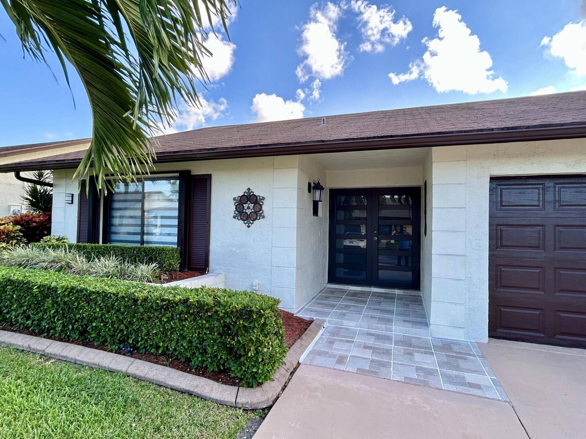 Greenacres, FL 33463,6100 Lakemont CIR