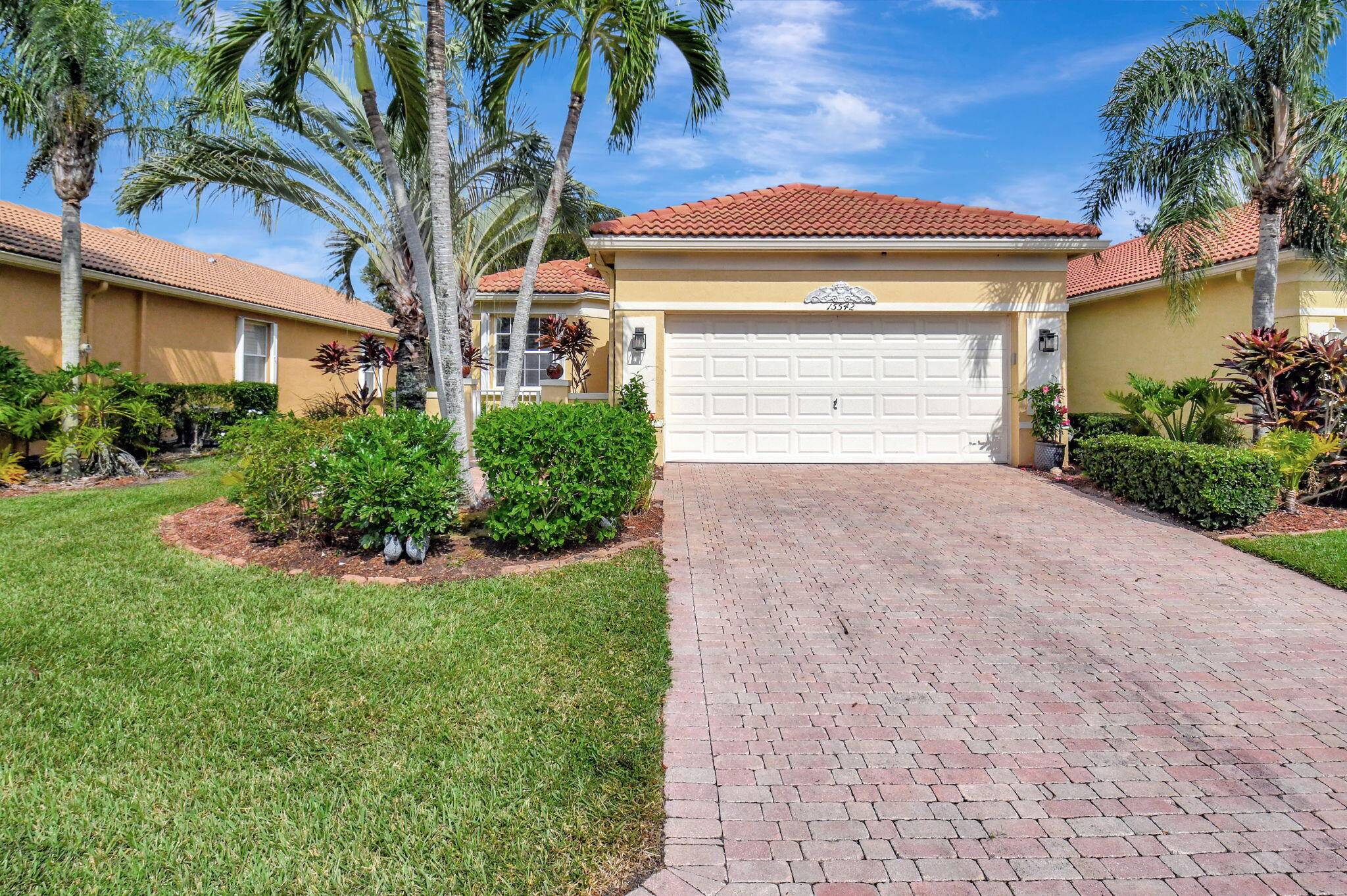 Delray Beach, FL 33446,15542 Fiorenza CIR