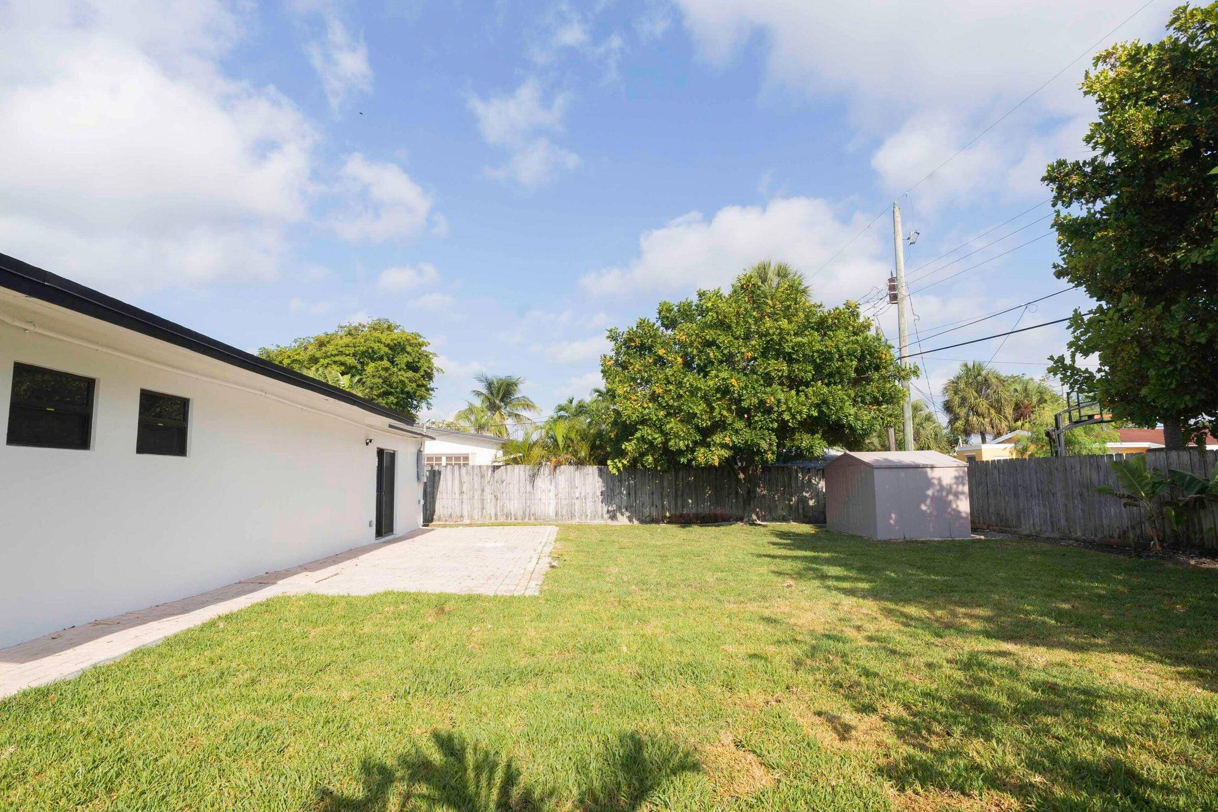 Wilton Manors, FL 33311,309 NW 30th CT