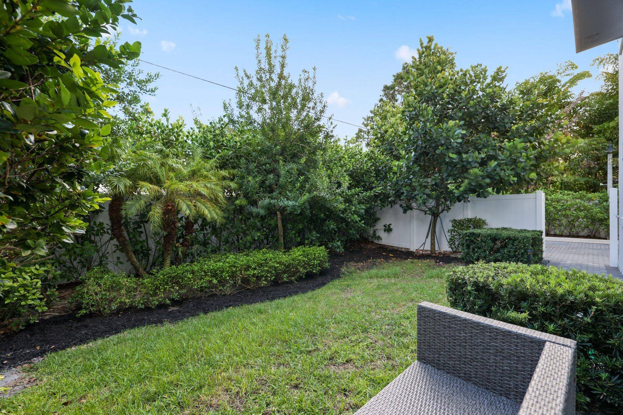Delray Beach, FL 33483,2213 Florida BLVD