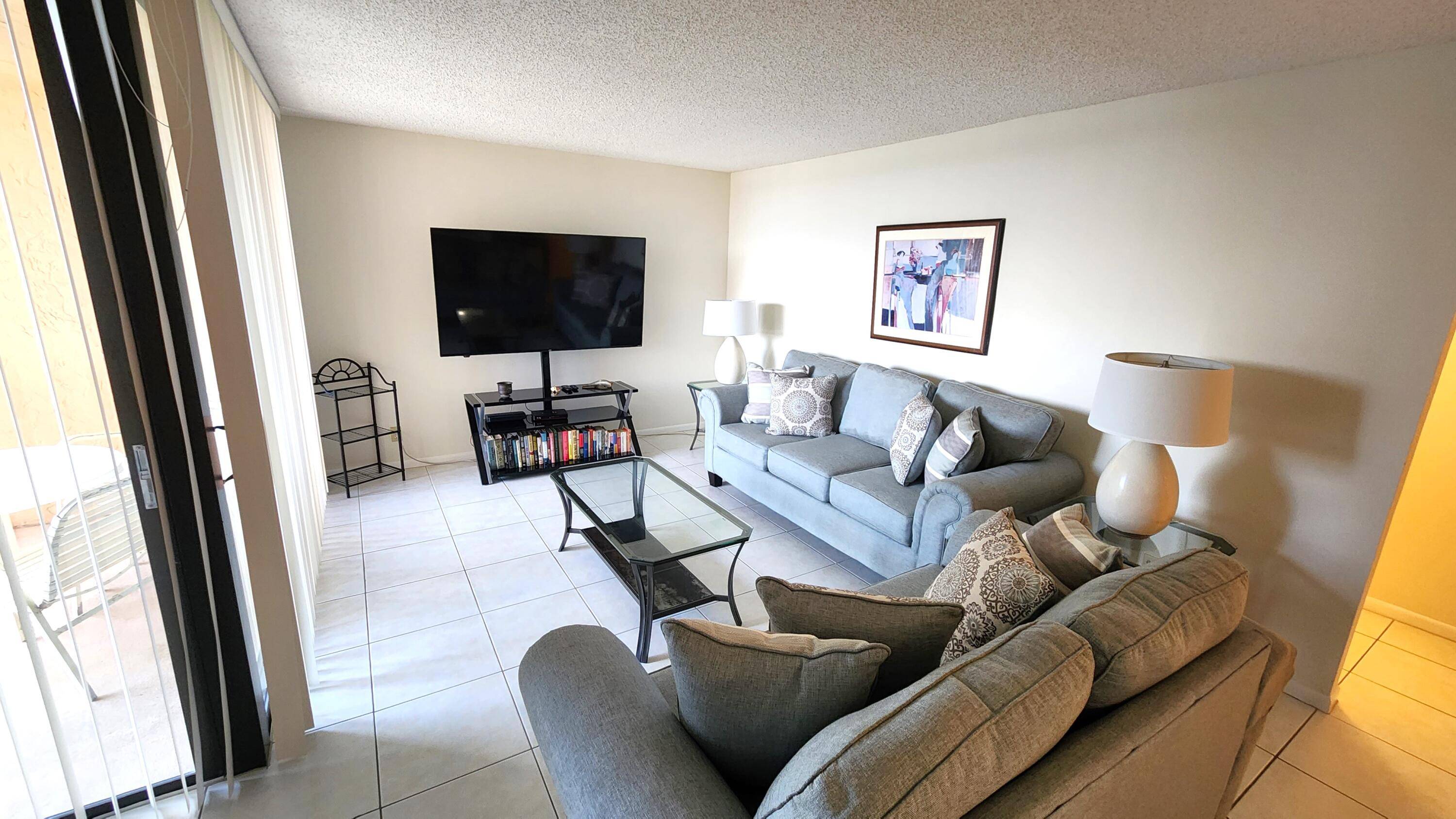 Delray Beach, FL 33444,2455 Lindell BLVD 3405