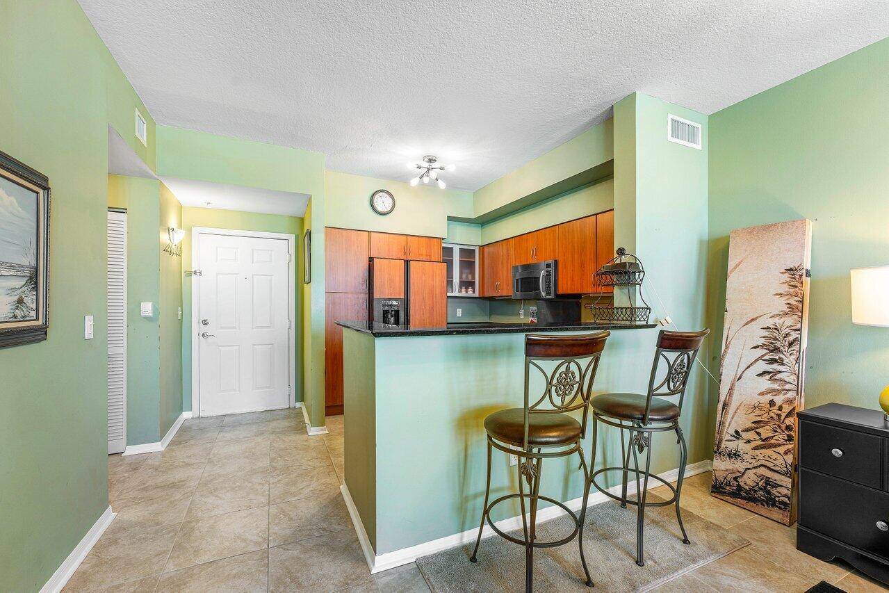 Lantana, FL 33462,806 E Windward WAY 509