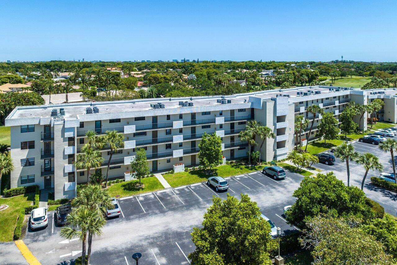 Deerfield Beach, FL 33442,2410 Deer Creek Country Club BLVD 205-E