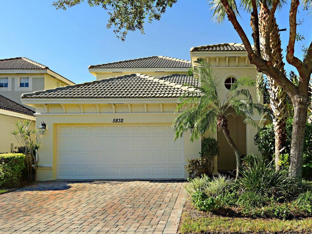 Hobe Sound, FL 33455,5832 SE Crooked Oak AVE