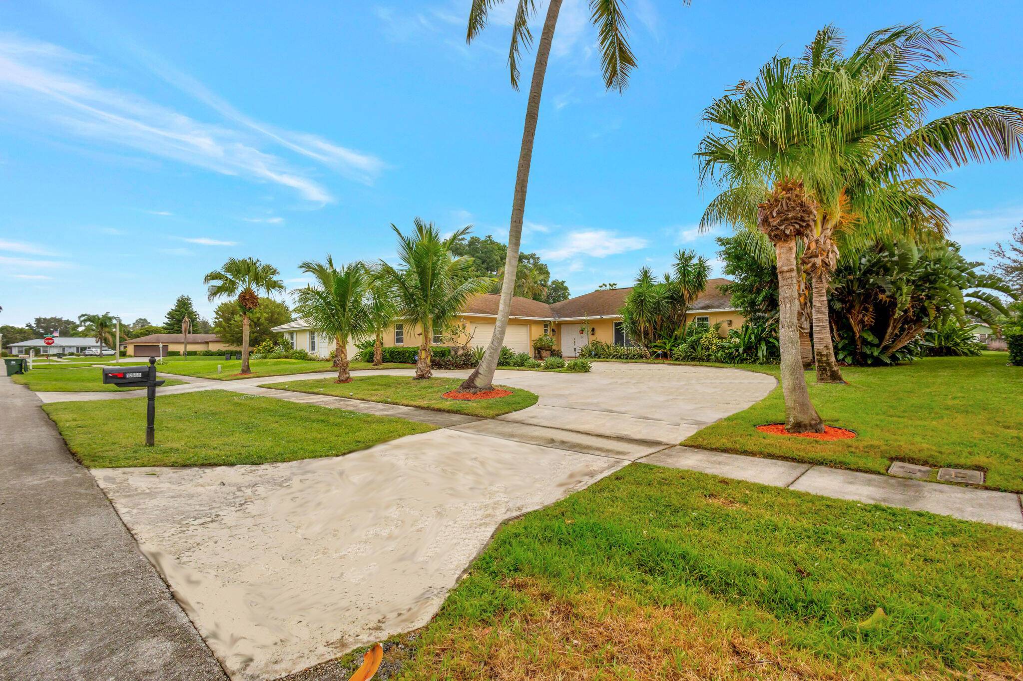 Wellington, FL 33414,12668 Westport CIR