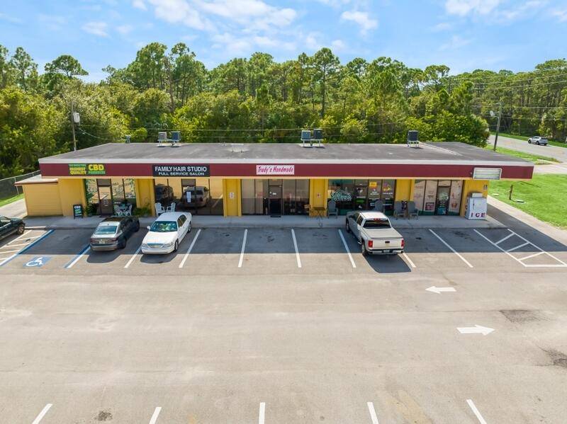 Fort Pierce, FL 34951,5180 Turnpike Feeder RD 5180 /1-15